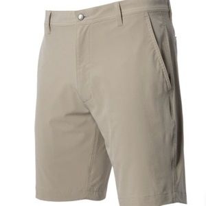 Men’s FootJoy lightweight performance golf short (size 30)